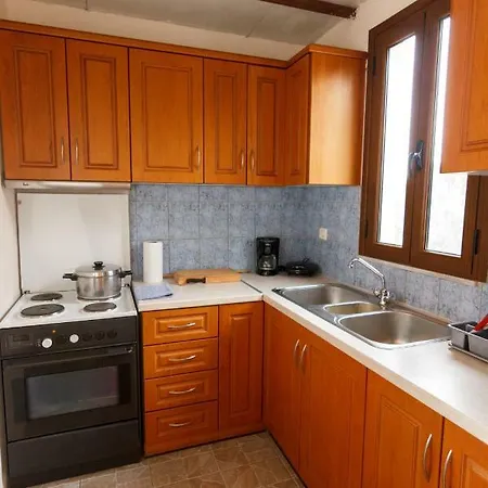 Thodoris's Rock House 2 * Leonidio